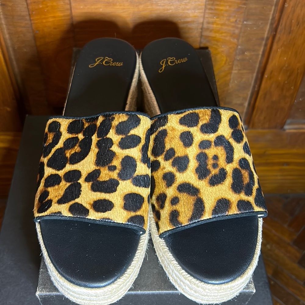 Brand New. Never wore. J.Crew cheetah print. Size :6 1/2